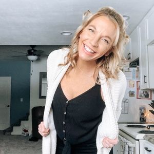 Meet your Posher, Chasity